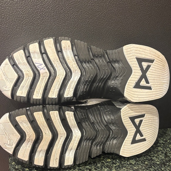 Nike Free Metcon 4 women’s size 10 - Picture 8 of 11